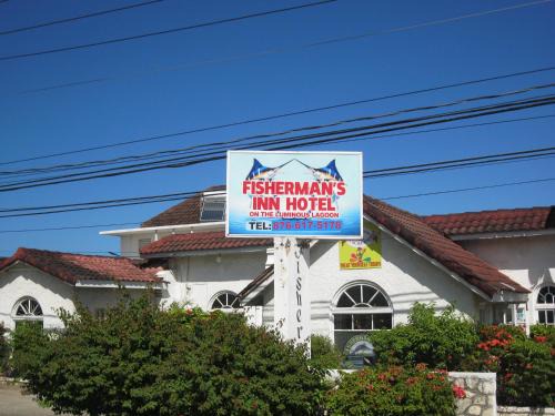 Fisherman's Inn Hotel on the Luminous Lagoon