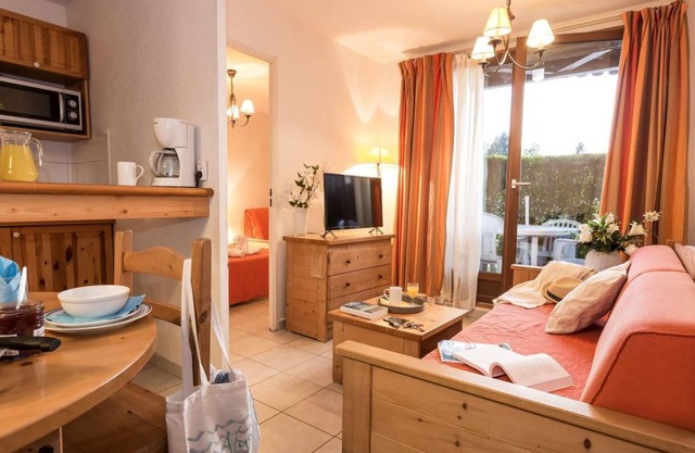 Résidence Les Chalets Pièces Personnes Côté Lac 