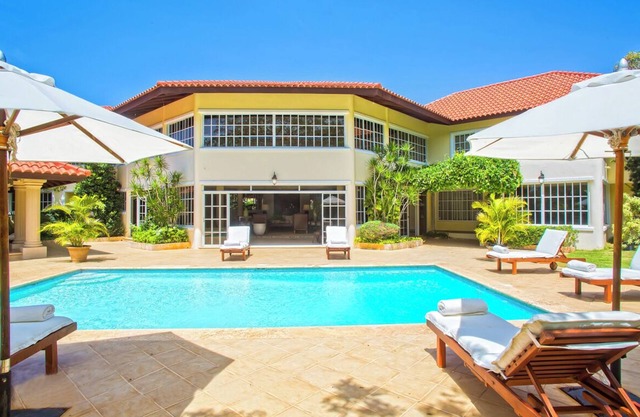 Five Bedroom Classic Villa