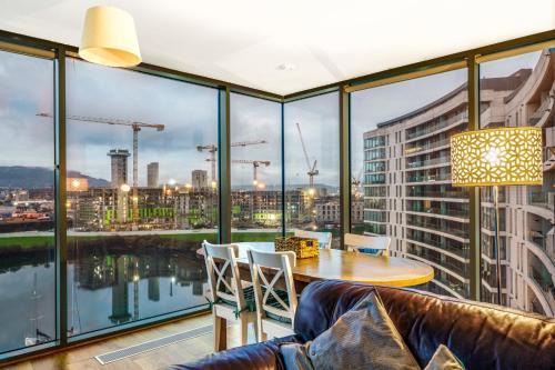 Five Star Panoramic and Central Apartment
