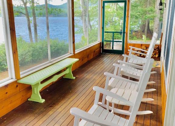FL Quintessential LAKE HOUSE close to Bretton Woods Santas Village and Forest Lake State Park