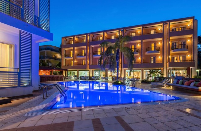 Flisvos Hotel
