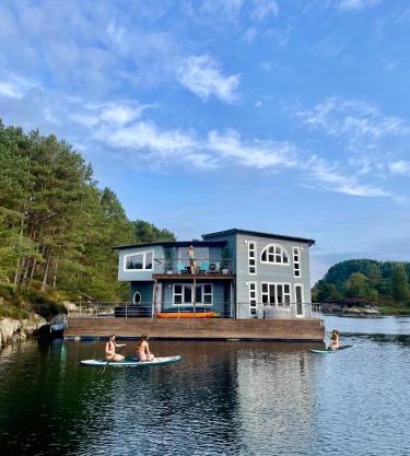 Floating Villa Bergen