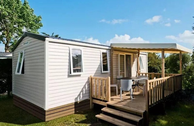 Flower Camping Vitamin * - Mobile home Standard 32m2 (3 bedrooms) + TV + Terrace Covered - Arrival Saturday 6 people