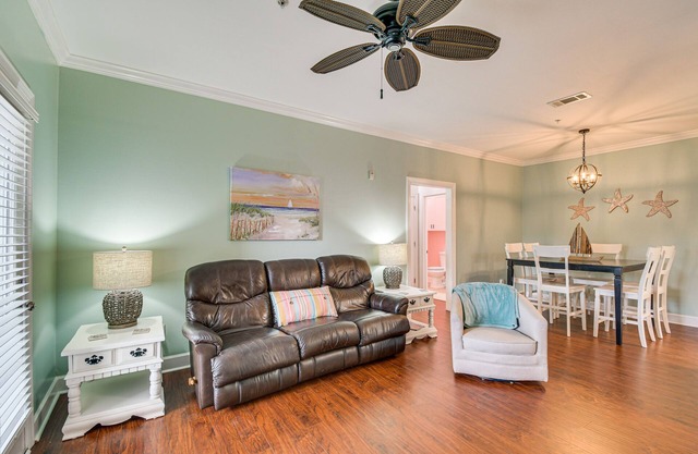 Foley Condo w/Pool Access: 10 Mi to Gulf Shores!