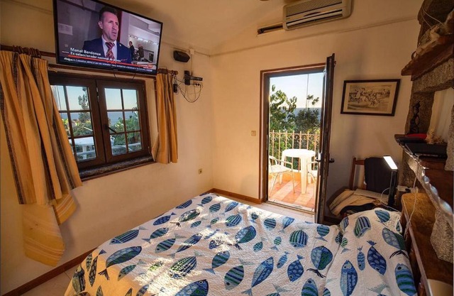 Fonte Da Telha Beach Hostel 