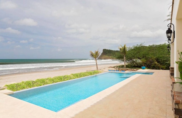 Fort Walker (Beachfront House + Studio)