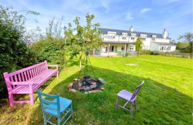 Forty's Farm, a quirky, rustic retreat