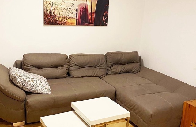 Fr05 Möbliertes Wohnen in Maintal bei Frankfurt, 170qm, 5 Zimmer, Über 3 Etagen, Max. 9 Personen