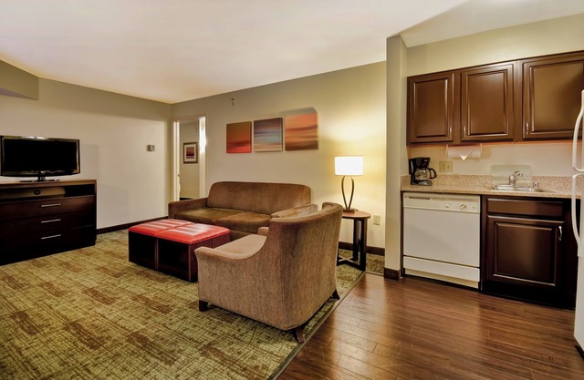 Free Breakfast. Pool and Hot Tub. Downtown Location. Near the University of Wisconsin-Madison!