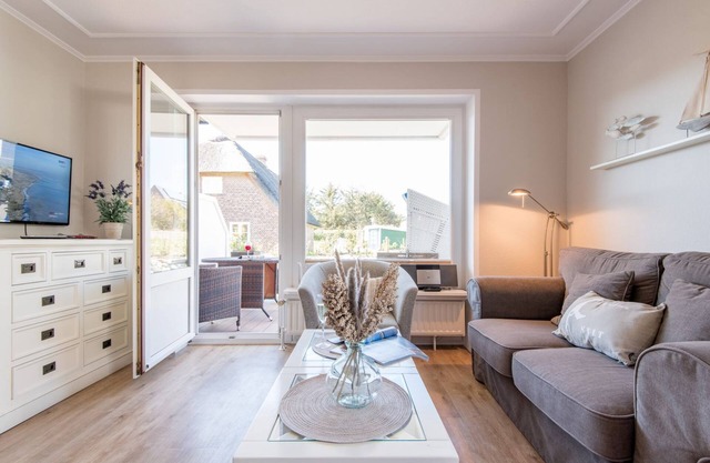Fresh. Dunes. The sound of the sea. - House Norderstraße