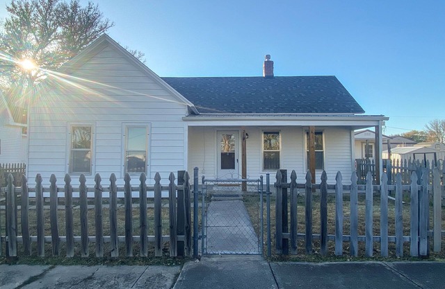 Freshly Updated house near Wilson Lake, Kansas’s nicest lake!