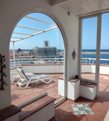 Fronte del Mare - Seafront Terrace