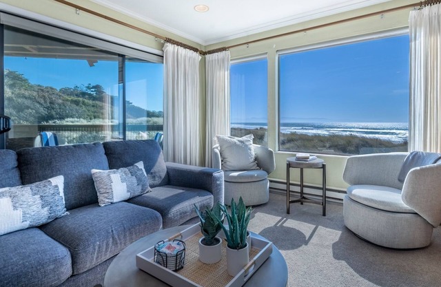 Full Ocean View home sleeps 6 - affordably!