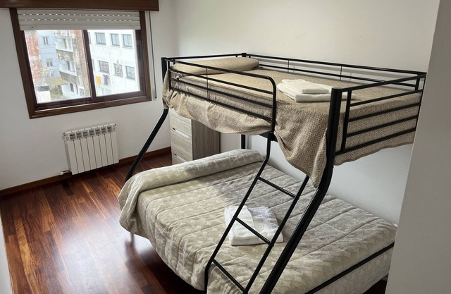 Fully equipped and quiet apartment 400 meters from the center of Padrón.n