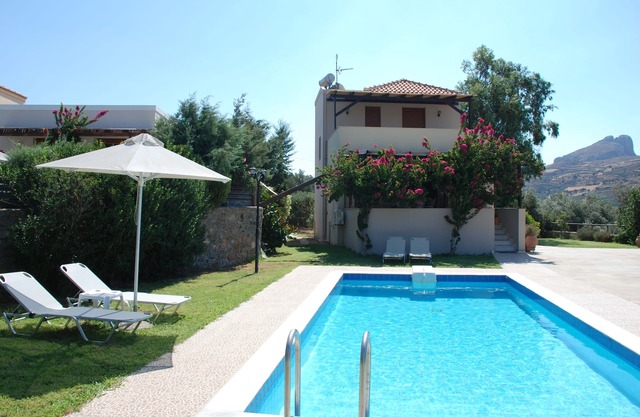 Fully equipped villa with pool in Lefkogia, South Crete, Greece