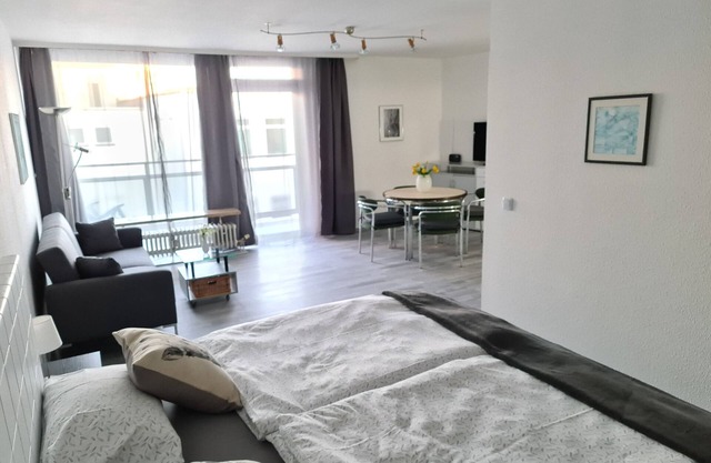 Fully furnished studio apartment, 47m² large, directly in the city center, with balcony!!!