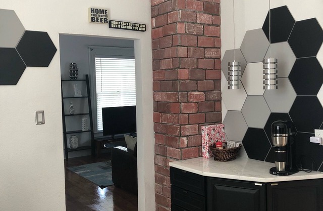 Fully renovated 1905 Victorian