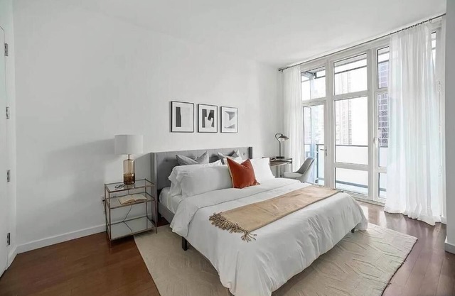 FURNISHED Oversized 1 Bedroom with Home Office Short-Term Availablen