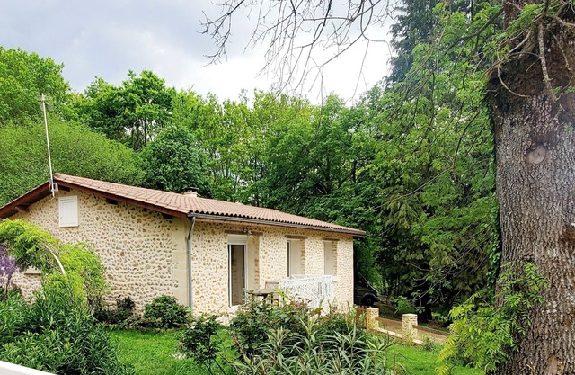 Gîte de Charme en Pierre au Calme