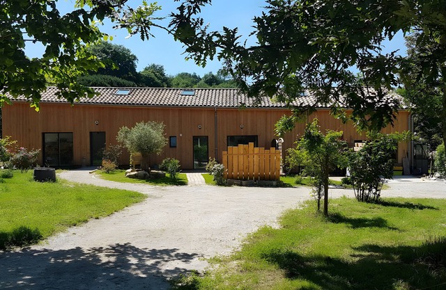 Gîte Tulipier - La Grange aux Arbres