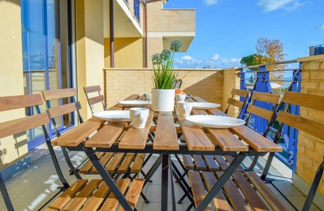 G.Bay D07 - Ground floor apartment with balcony and pool view