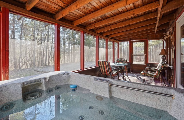 Gamebird Cabin | Private Trails | Covered Hot Tub