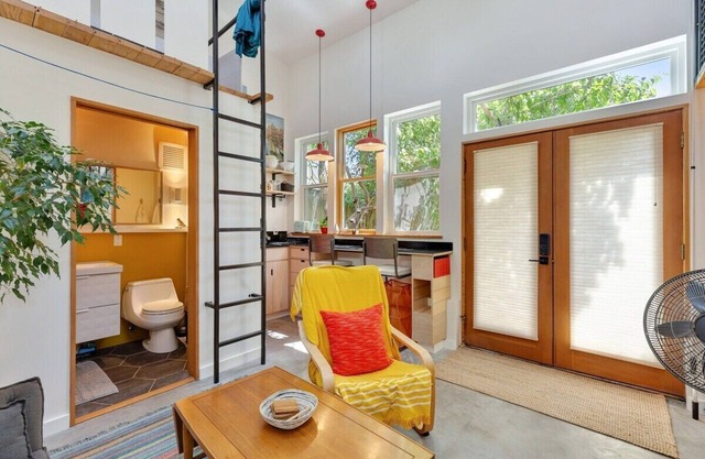 Garden Artist Loft Studio