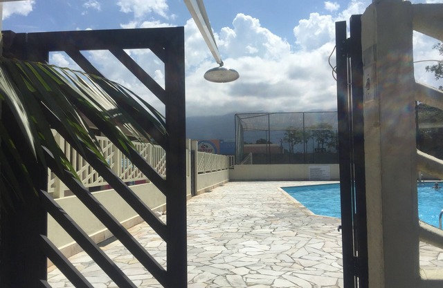 Gated community, close to beach, fast internet, 3 apartments AIR CONDITIONING