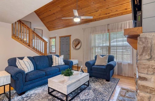 Gated Community | Lakeview | Pools + Golf | SDC