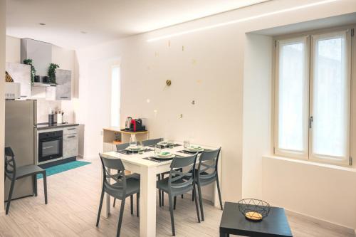 Gavirate Lake apartment