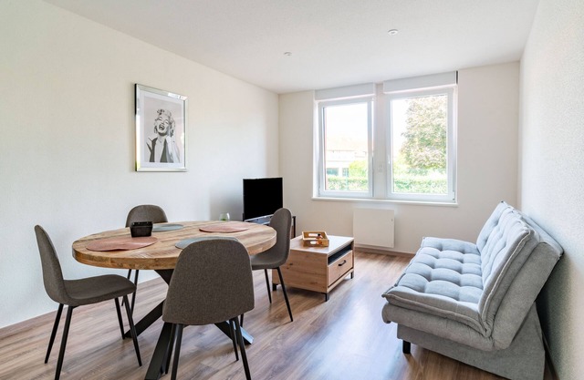 Gemütlich 1 - Two Bedroom Apartment, Sleeps 4