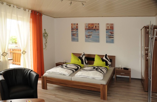 Gemütliches Feriendomizil (45qm) mit Sonnenterrasse und Parkmöglichkeit