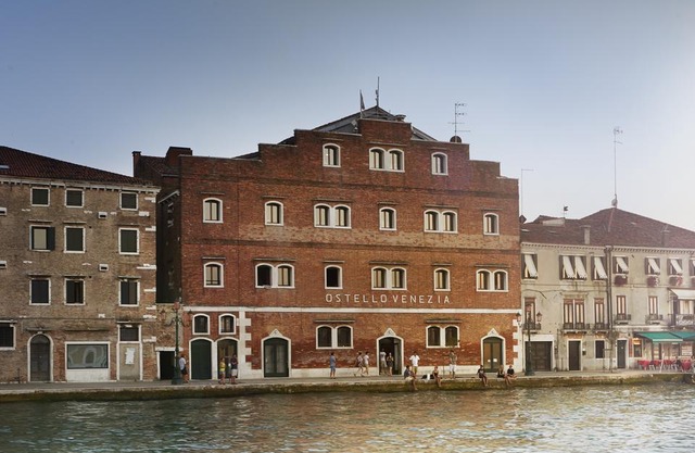 Generator Venice