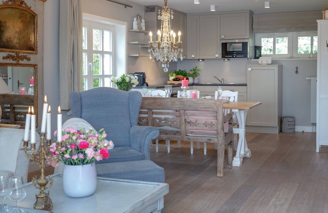 Generously proportioned vacation apartment in the beautiful captain's village of Keitum!