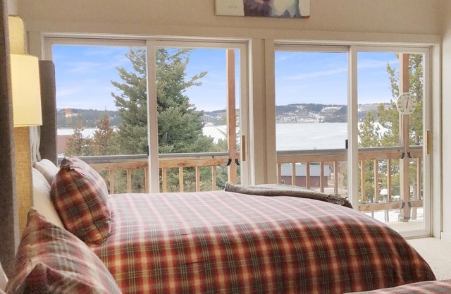 Georgetown Lake Retreat