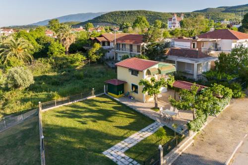 Georgia's Holiday Home, Panel Hospitality Homes & Villas