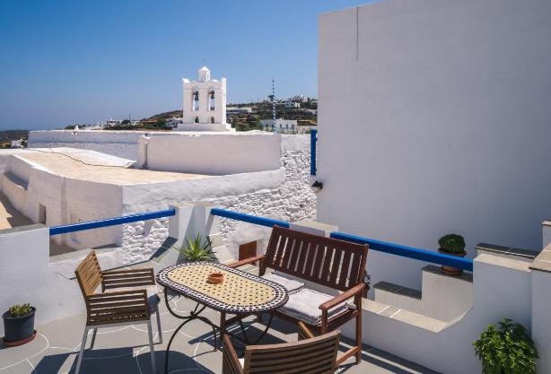 GIAMAKI APARTMENTS