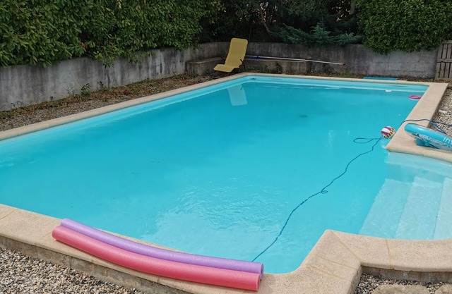 Gite with pool access