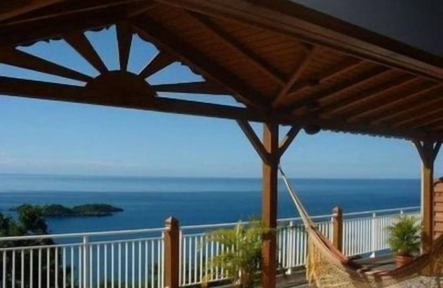 GITES LA MARLYSE, Exceptional view of the Caribbean Sea