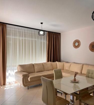Gjiri Lalzit Home