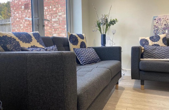 Gladstone Apartments by Bluebell Rooms