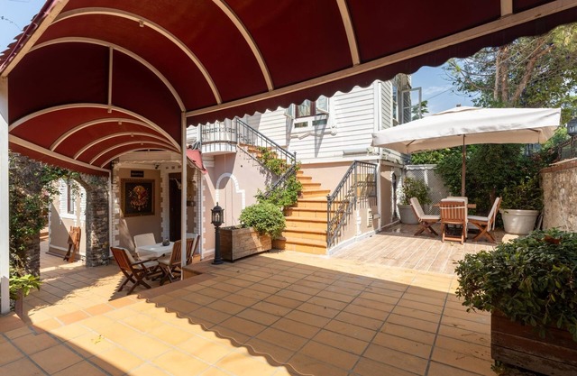 Glamorous Authentic Studio in Üsküdar