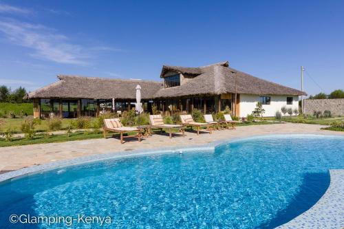 Glamping Kenya Mount Kenya Lodge Nanyuki