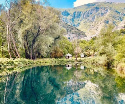 GLAMPING RETREAT i LAGHETTI