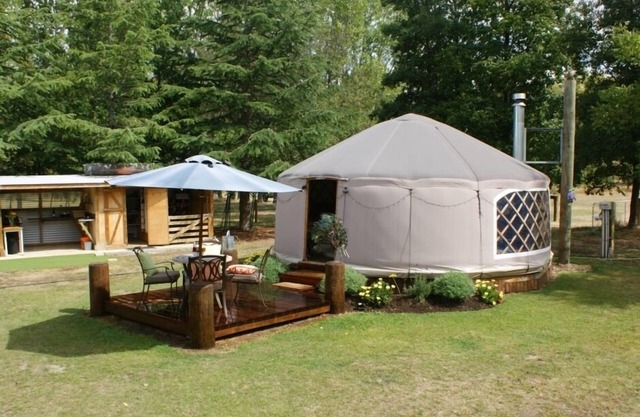 Glamping Retreat - Rural Alexandra