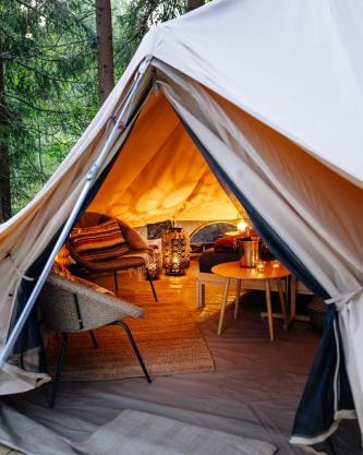 Glampingtält i naturen