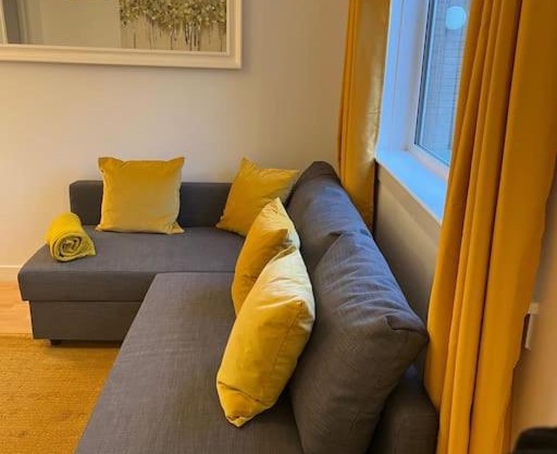 Glenbervie - Beautifully refurbished, self-contained apartment