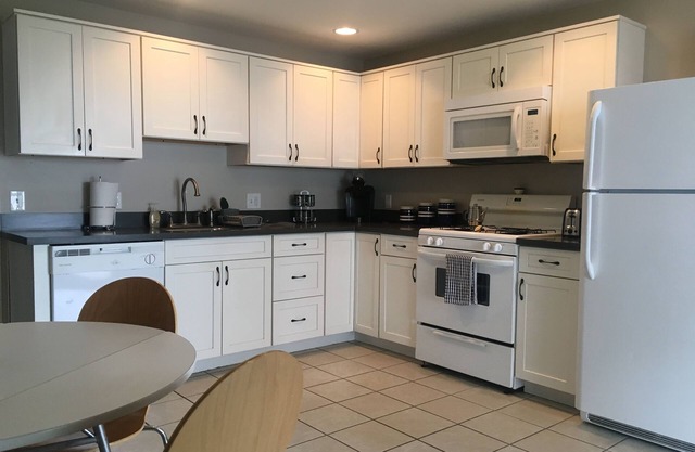 Glenside Farmhouse Apartment