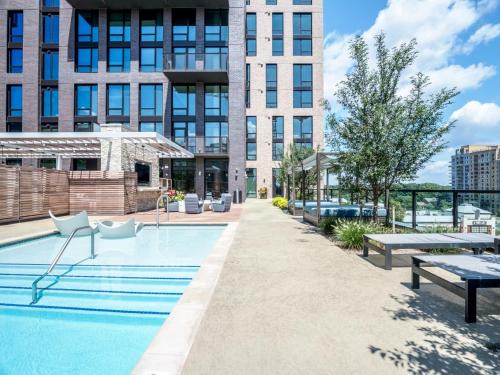 Global Luxury Suites at Reston Town Center